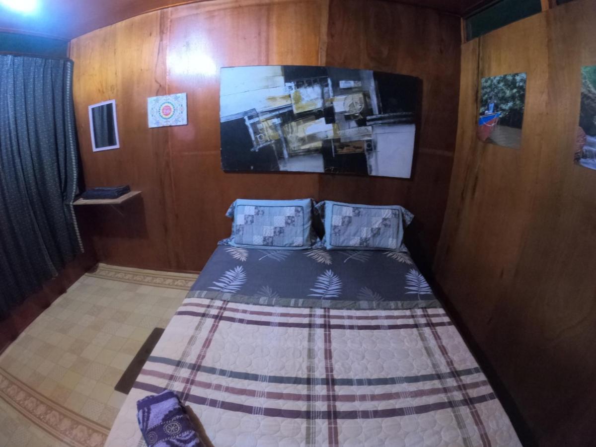 Tajau Laut Guesthouse Kudat Ngoại thất bức ảnh